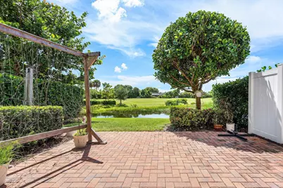10210 Akenside Drive, Boca Raton, FL 33428 - Photo 11