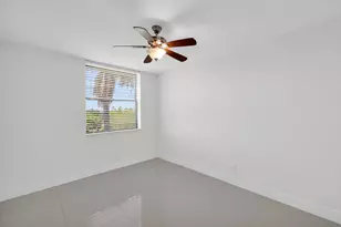 2768 Carambola Cir S, Coconut Creek, FL 33066 - Photo 31