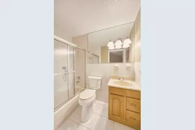 1672 Erie Terrace, Palm Springs, FL 33406 - Photo 31