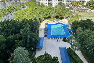 2851 NE 183rd St, Aventura, FL 33160 - Photo 3