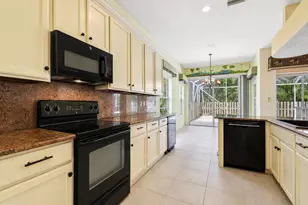 3709 NW Royal Oak Dr, Jensen Beach, FL 34957 - Photo 9