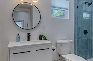 721 Franklin Rd, West Palm Beach, FL 33405 - Photo 19