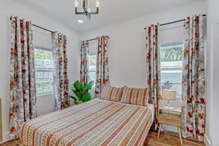 721 Franklin Rd, West Palm Beach, FL 33405 - Photo 17