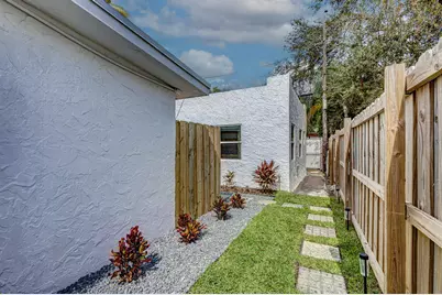 721 Franklin Road, West Palm Beach, FL 33405 - Photo 23