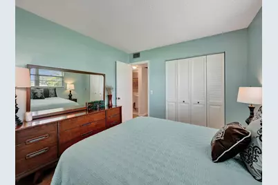 232 Farnham J #232, Deerfield Beach, FL 33442 - Photo 9