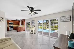 6233 Willoughby Cir, Lake Worth, FL 33463 - Photo 5