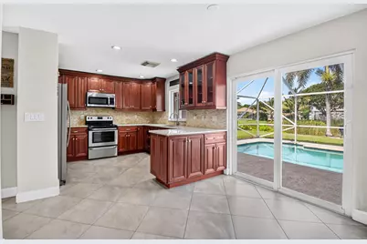 6233 Willoughby Circle, Lake Worth, FL 33463 - Photo 9
