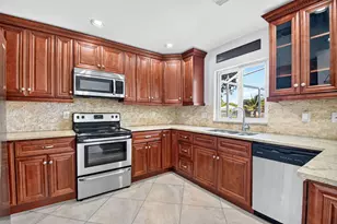 6233 Willoughby Cir, Lake Worth, FL 33463 - Photo 11