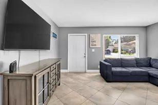 6233 Willoughby Cir, Lake Worth, FL 33463 - Photo 13