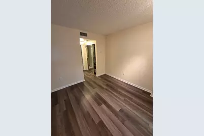 2302 Sunrise Boulevard #105, Fort Pierce, FL 34982 - Photo 5