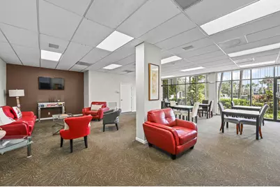 2425 Presidential Way #1006, West Palm Beach, FL 33401 - Photo 15