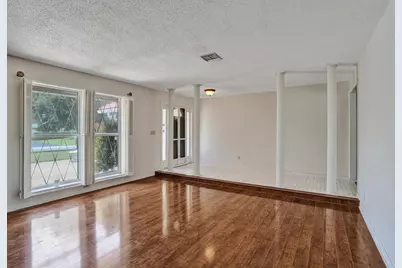 3145 NW 116th Avenue, Coral Springs, FL 33065 - Photo 5