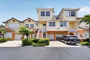 1998 NE 7th St, Deerfield Beach, FL 33441 - Photo 1