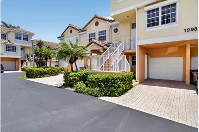 1998 NE 7th Street #103, Deerfield Beach, FL 33441 - Photo 3