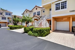 1998 NE 7th St, Deerfield Beach, FL 33441 - Photo 3