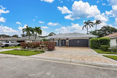 5223 Deerhurst Crescent Circle, Boca Raton, FL 33486 - Photo 7
