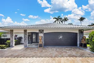 5223 Deerhurst Crescent Cir, Boca Raton, FL 33486 - Photo 9