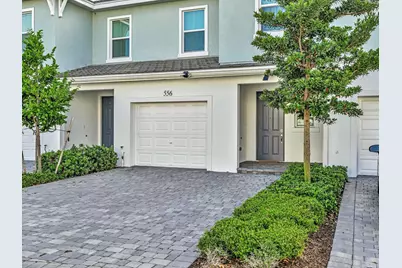 556 Sanderling Circle, Deerfield Beach, FL 33442 - Photo 3
