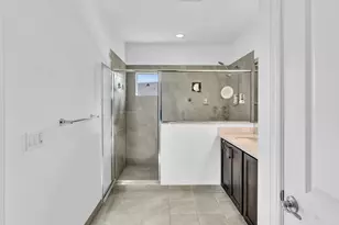556 Sanderling Cir, Deerfield Beach, FL 33442 - Photo 19