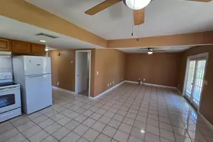 337 Hernando St, Fort Pierce, FL 34949 - Photo 7