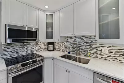 800 SW 19th Street, Fort Lauderdale, FL 33315 - Photo 13