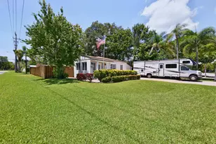 800 SW 19th St, Fort Lauderdale, FL 33315 - Photo 43