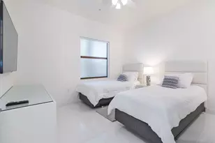 8045 NW 104th Ave, Doral, FL 33178 - Photo 19