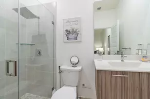 8045 NW 104th Ave, Doral, FL 33178 - Photo 17