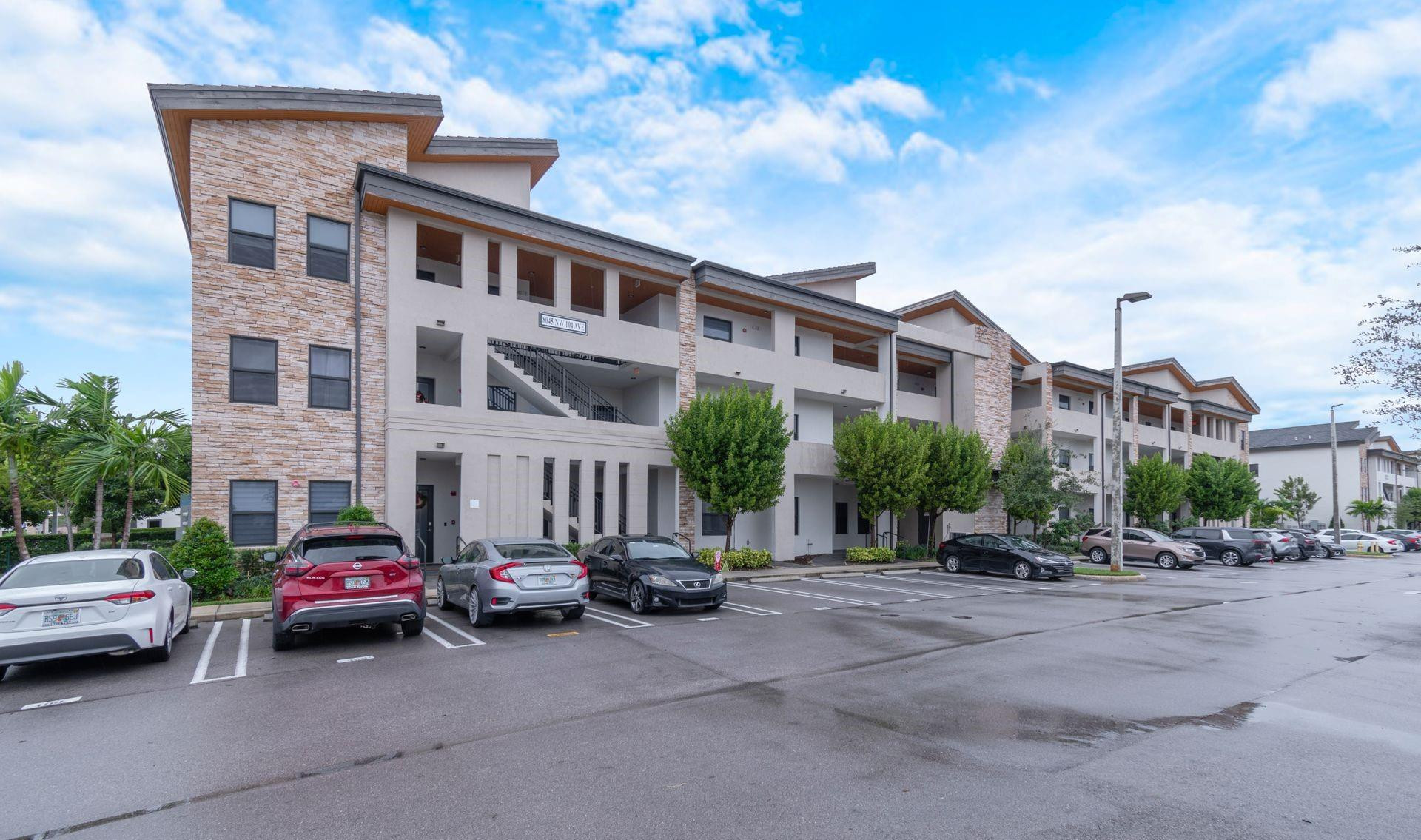 8045 NW 104th Ave #Unit 7 - 8045 NW 104th Ave #Unit 7, Doral, FL 33178 Luxury Property | Jose Angel Pina