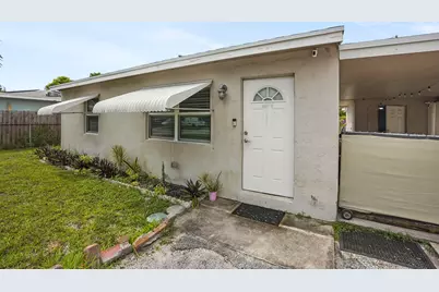 3231 Vassallo Avenue, Palm Springs, FL 33461 - Photo 19