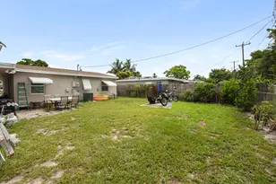 3231 Vassallo Ave, Palm Springs, FL 33461 - Photo 23