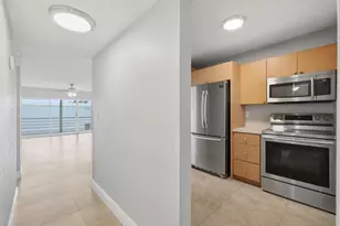 7980 N French Dr, Pembroke Pines, FL 33024 - Photo 15