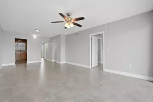 7980 N French Dr, Pembroke Pines, FL 33024 - Photo 9