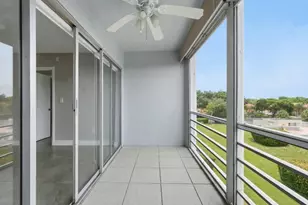 7980 N French Dr, Pembroke Pines, FL 33024 - Photo 27