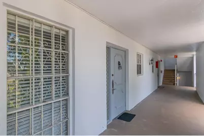7980 N French Drive #Unit 3-305, Pembroke Pines, FL 33024 - Photo 3