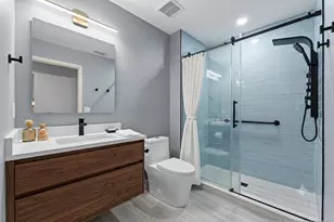 1024 Green Pine Blvd, West Palm Beach, FL 33409 - Photo 15