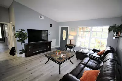147 NW 10th Avenue, Delray Beach, FL 33444 - Photo 9