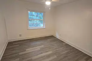 8305 Hogan Rd, Jacksonville, FL 32216 - Photo 19