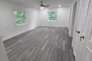 8305 Hogan Rd, Jacksonville, FL 32216 - Photo 13