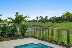 110 SE Via Verona, Port Saint Lucie, FL 34984 - Photo 3
