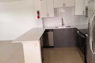 1501 NE 7th Ave, Fort Lauderdale, FL 33304 - Photo 3