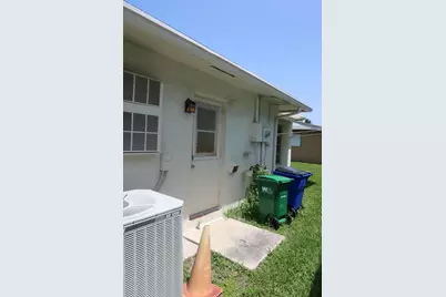 6920 NW 17th Street, Margate, FL 33063 - Photo 5
