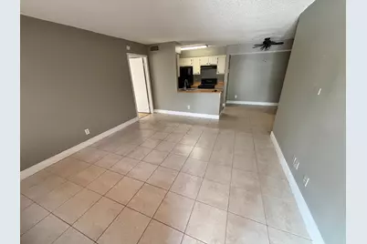 704 NW 103rd Terrace #102, Pembroke Pines, FL 33026 - Photo 7