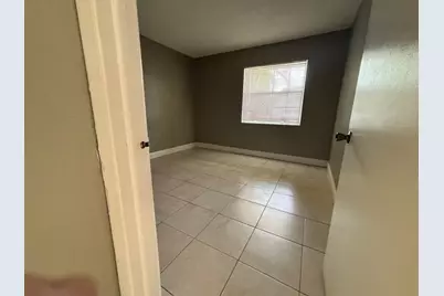 704 NW 103rd Terrace #102, Pembroke Pines, FL 33026 - Photo 5