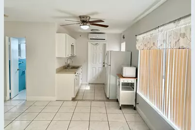 417 NE 2nd Street, Boynton Beach, FL 33435 - Photo 3