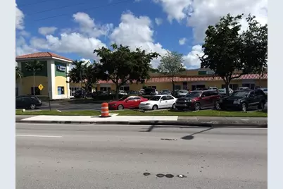 660 N State Rd 7, Plantation, FL 33317 - Photo 1