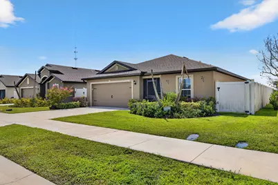 5521 Fantasy Drive, Fort Pierce, FL 34947 - Photo 3