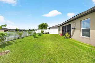 5521 Fantasy Dr, Fort Pierce, FL 34947 - Photo 37