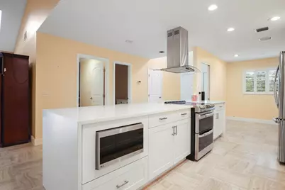 6845 Fountains Circle, Lake Worth, FL 33467 - Photo 13