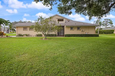 6845 Fountains Circle, Lake Worth, FL 33467 - Photo 3